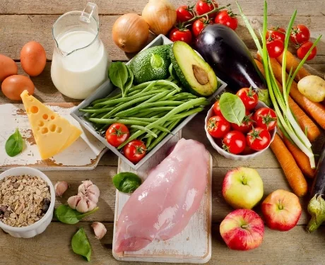 Healthy kidney-friendly foods including vegetables and lean protein | Associated Nephrology Consultants | Maplewood MN